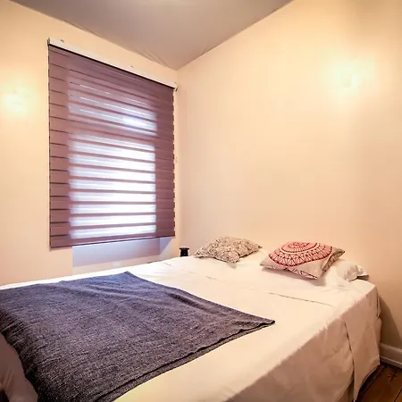 Clublord - Atypical Flat Next To City Center Apartamento
